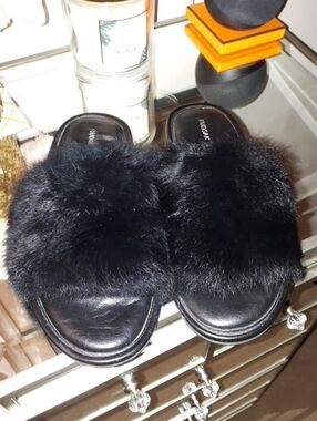 RUDSAK Black Fur Slide Slippers